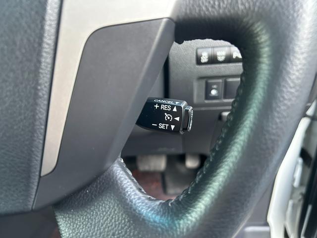 アルファード 240S タイプゴールド 後期/後席モニター/黒半革シート/両側電動スライド/電動リヤゲート/クルーズコントロール/クリアランスソナー/ETC/純正ナビ/地デジ/バックカメラ/純正18AW/HIDオートライト(10枚目)