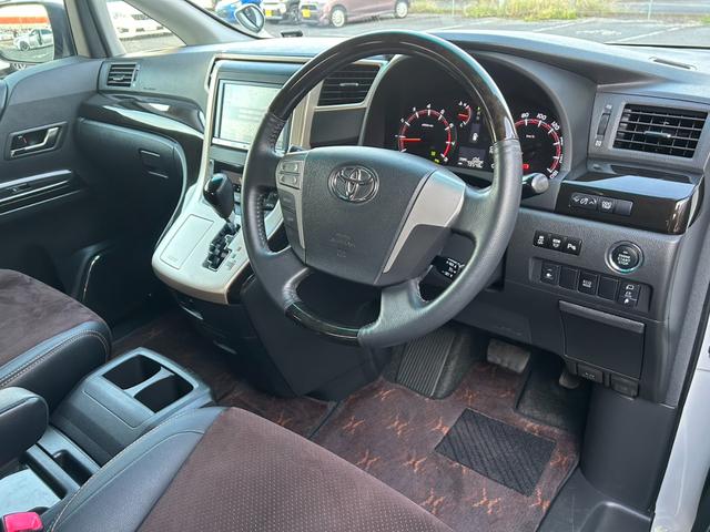 アルファード 240S タイプゴールド 後期/後席モニター/黒半革シート/両側電動スライド/電動リヤゲート/クルーズコントロール/クリアランスソナー/ETC/純正ナビ/地デジ/バックカメラ/純正18AW/HIDオートライト(37枚目)