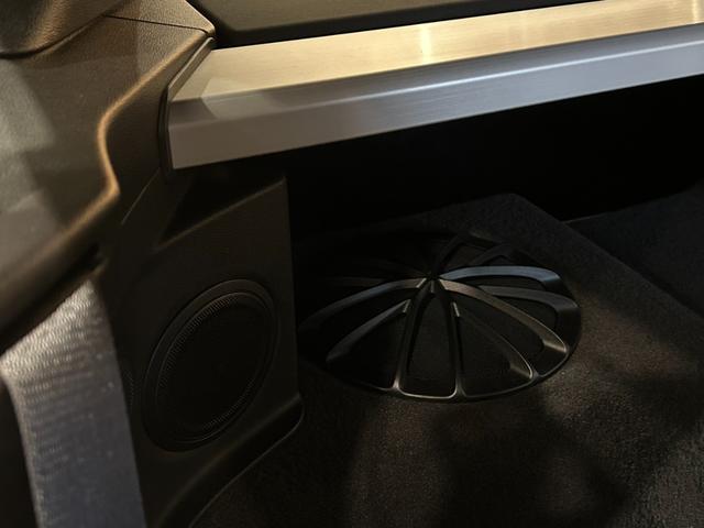 スープラ RZ 6眼LED/JBLサウンド/直6ターボ/BIGキャリパー/黒革電動シート/シートヒーター/レーダークルコン/クリアランスソナー/HUD/BSM/純正ナビ/地デジ/バックカメラ/純正19AW(34枚目)