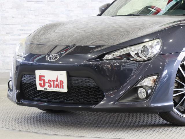 ８６ ＧＴ　純正ナビ／Ｂｌｕｅｔｏｏｔｈ／バックカメラ／地デジ／ＶＳＣスポーツモード／スマートキー／ＥＴＣ／横滑り防止装置／ＬＥＤオートライト／純正１７ＡＷ（12枚目）