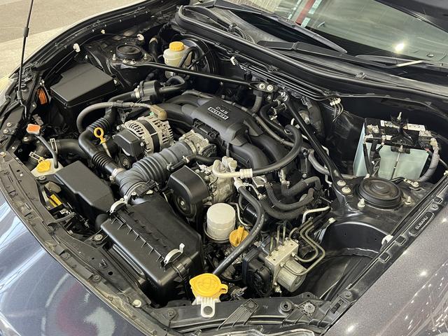 ８６ ＧＴ　純正ナビ／Ｂｌｕｅｔｏｏｔｈ／バックカメラ／地デジ／ＶＳＣスポーツモード／スマートキー／ＥＴＣ／横滑り防止装置／ＬＥＤオートライト／純正１７ＡＷ（18枚目）