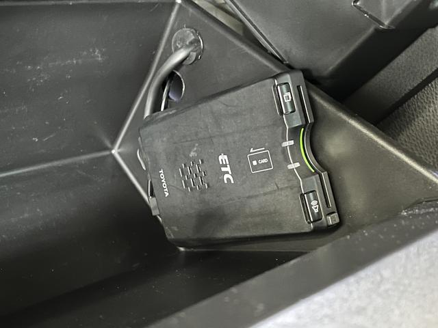 ８６ ＧＴ　純正ナビ／Ｂｌｕｅｔｏｏｔｈ／バックカメラ／地デジ／ＶＳＣスポーツモード／スマートキー／ＥＴＣ／横滑り防止装置／ＬＥＤオートライト／純正１７ＡＷ（23枚目）