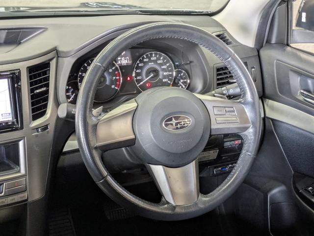 レガシィツーリングワゴン ２．５ｉ　Ｓスタイル　４ＷＤ／クルーズコントロール／パドルシフト／スマートキー／ＥＴＣ／横滑り防止装置／ヘッドランプウォッシャー／ストラーダナビ／Ｂｌｕｅｔｏｏｔｈ／地デジ／ＨＩＤオートライト／純正ＡＷ（23枚目）