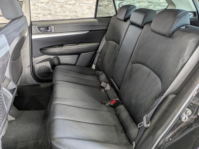 レガシィツーリングワゴン ２．５ｉ　Ｓスタイル　４ＷＤ／クルーズコントロール／パドルシフト／スマートキー／ＥＴＣ／横滑り防止装置／ヘッドランプウォッシャー／ストラーダナビ／Ｂｌｕｅｔｏｏｔｈ／地デジ／ＨＩＤオートライト／純正ＡＷ（33枚目）