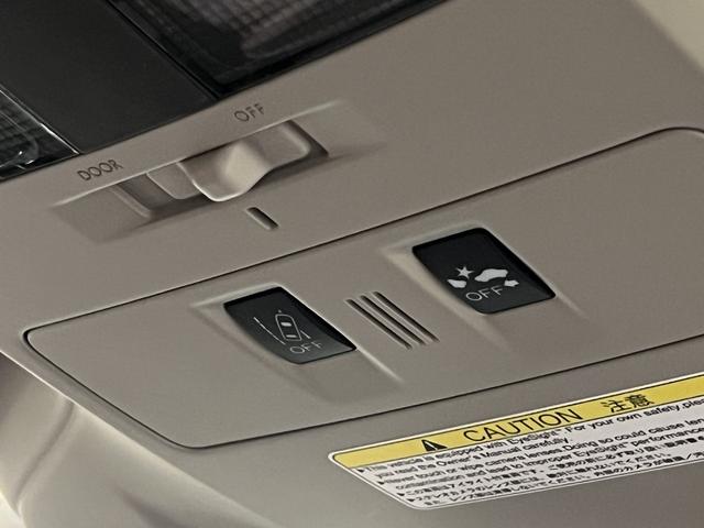 レヴォーグ １．６ＳＴＩスポーツアイサイト　４ＷＤ／アドバンスドセイフティパッケージ／ビルシュタイン足／黒本革電動メモリーシート／シートヒーター／レーダークルコン／レーンアシスト／ＳＲＶＤ／ハイビームアシスト／カロッツェリアナビ／バックカメラ（28枚目）