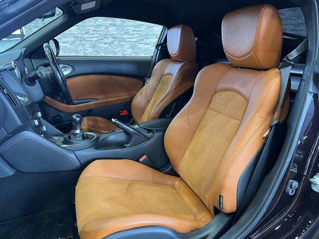 フェアレディZ バージョンST 6速MT/BOSEサウンド/半革電動シート/シートヒーター/3連サブメーター/スマートキー/ETC/横滑り防止装置/純正ナビ/Bluetooth/バックカメラ/地デジ/HIDオートライト/鍛造19AW(36枚目)