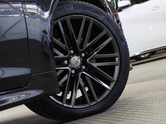 クラウン アスリートS-T J-フロンティアリミテッド ブラックスパッタリング18AW/リアエアロ/黒半革電動シート/トヨタセーフティセンス/クリアランスソナー/レーダークルコン/LDA/ETC/純正ナビ/地デジ/バックカメラ/LEDオートハイビーム(7枚目)