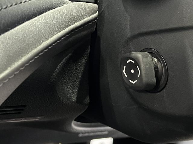 クラウン アスリートS-T J-フロンティアリミテッド ブラックスパッタリング18AW/リアエアロ/黒半革電動シート/トヨタセーフティセンス/クリアランスソナー/レーダークルコン/LDA/ETC/純正ナビ/地デジ/バックカメラ/LEDオートハイビーム(26枚目)