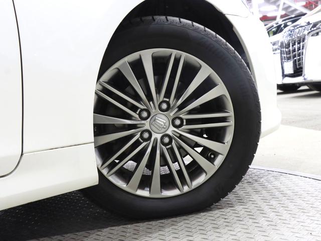 クラウンハイブリッド ロイヤルサルーン ブラックスタイル 電動シート/シートヒーター/レーダークルコン/クリアランスソナー/スマートキー/ETC/ステアリングヒーター/純正ナビ/Bluetooth/バックカメラ/HIDオートライト/純正AW(18枚目)