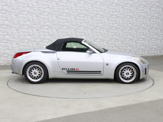 フェアレディZ ロードスター ブラックトップ/社外マフラー/BBS18AW/電動オープン/電動シート/キーレス/ETC/電動格納ドアミラー/純正オーディオ/CD再生可/HIDヘッドライト(15枚目)