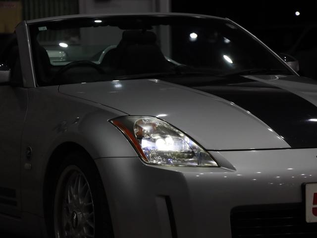 フェアレディZ ロードスター ブラックトップ/社外マフラー/BBS18AW/電動オープン/電動シート/キーレス/ETC/電動格納ドアミラー/純正オーディオ/CD再生可/HIDヘッドライト(21枚目)