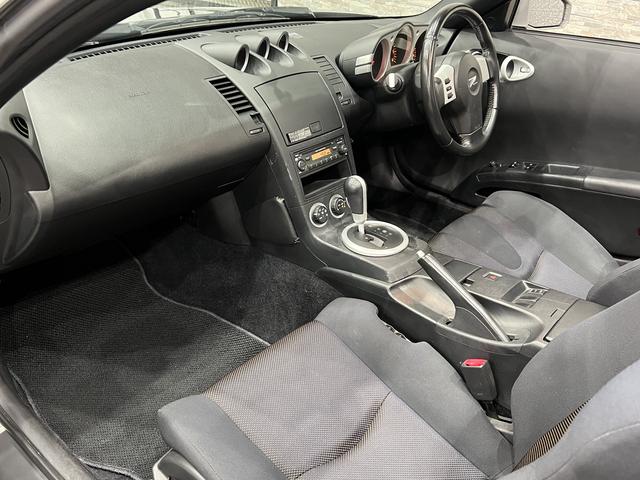 フェアレディZ ロードスター ブラックトップ/社外マフラー/BBS18AW/電動オープン/電動シート/キーレス/ETC/電動格納ドアミラー/純正オーディオ/CD再生可/HIDヘッドライト(34枚目)