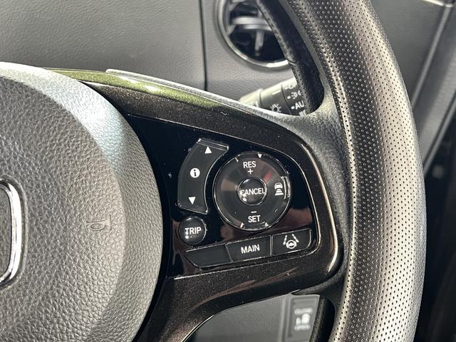Ｎ－ＢＯＸカスタム Ｇ・Ｌホンダセンシング　電動スライドドア／Ｈｏｎｄａ　ＳＥＮＳＩＮＧ／アダプティブクルコン／レーンアシスト／先行車発進お知らせ機能／オートハイビーム／ＥＴＣ／純正オーディオ／ＬＥＤオートライト／純正ＡＷ（7枚目）