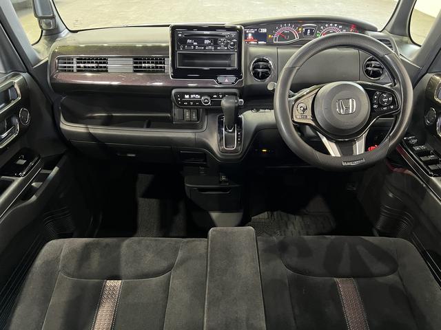 Ｎ－ＢＯＸカスタム Ｇ・Ｌホンダセンシング　電動スライドドア／Ｈｏｎｄａ　ＳＥＮＳＩＮＧ／アダプティブクルコン／レーンアシスト／先行車発進お知らせ機能／オートハイビーム／ＥＴＣ／純正オーディオ／ＬＥＤオートライト／純正ＡＷ（20枚目）