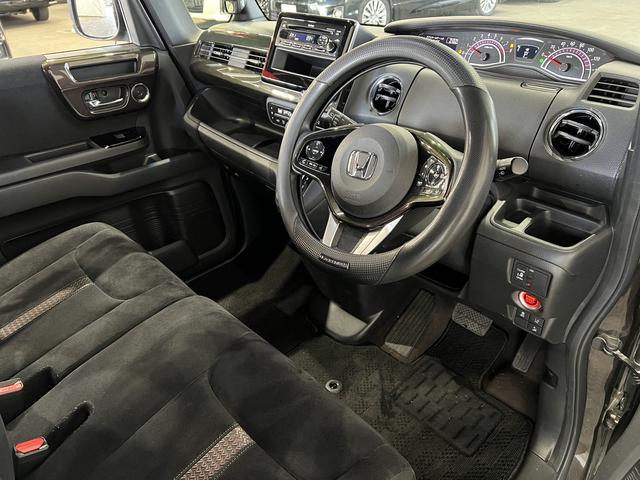 Ｎ－ＢＯＸカスタム Ｇ・Ｌホンダセンシング　電動スライドドア／Ｈｏｎｄａ　ＳＥＮＳＩＮＧ／アダプティブクルコン／レーンアシスト／先行車発進お知らせ機能／オートハイビーム／ＥＴＣ／純正オーディオ／ＬＥＤオートライト／純正ＡＷ（26枚目）