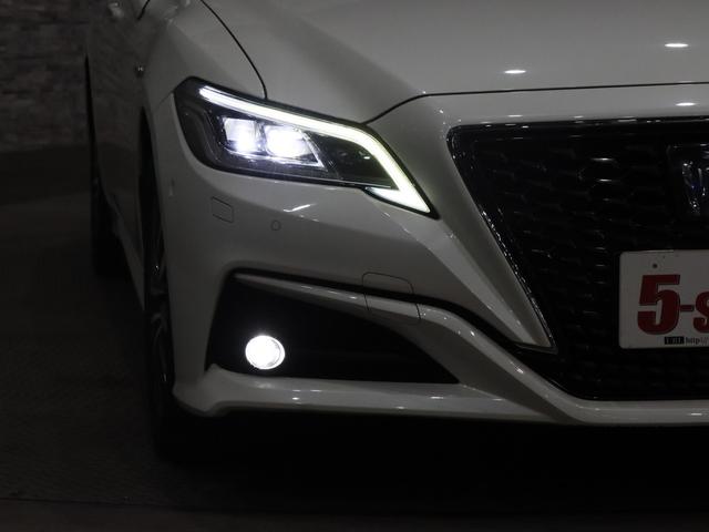 クラウンハイブリッド G セーフティパッケージPlus/電動メモリーシート/シートヒーター/3眼LED/HUD/トヨタセーフティセンス/レーダークルコン/BSM/RCTA/パーキングアシスト/パノラミックビューモニター(15枚目)