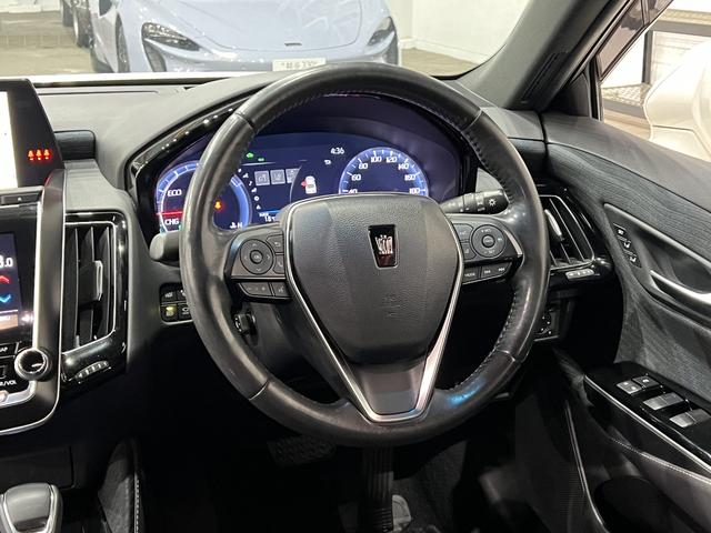 クラウンハイブリッド G セーフティパッケージPlus/電動メモリーシート/シートヒーター/3眼LED/HUD/トヨタセーフティセンス/レーダークルコン/BSM/RCTA/パーキングアシスト/パノラミックビューモニター(20枚目)