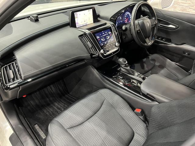 クラウンハイブリッド G セーフティパッケージPlus/電動メモリーシート/シートヒーター/3眼LED/HUD/トヨタセーフティセンス/レーダークルコン/BSM/RCTA/パーキングアシスト/パノラミックビューモニター(32枚目)
