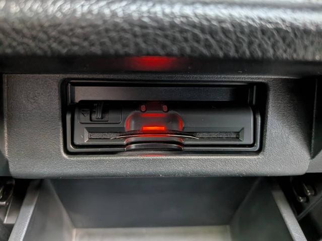 エルグランド ２５０ハイウェイスターアーバンクロム　後席モニター／半革シート／クルーズコントロール／横滑り防止装置／ＥＴＣ／純正ナビ／地デジ／Ｂｌｕｅｔｏｏｔｈ／バックカメラ／ＬＥＤオートライト／純正１８ＡＷ（31枚目）