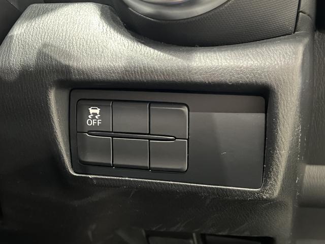 ロードスター Ｓスペシャルパッケージ　６速ＭＴ／社外エアロ／村上モータースダウンサス／ＨＫＳマフラー／トランクスポイラー／純正ナビ／Ｂｌｕｅｔｏｏｔｈ／地デジ／スマートキー／ＥＴＣ／ＬＥＤオートライト／純正ＡＷ（29枚目）