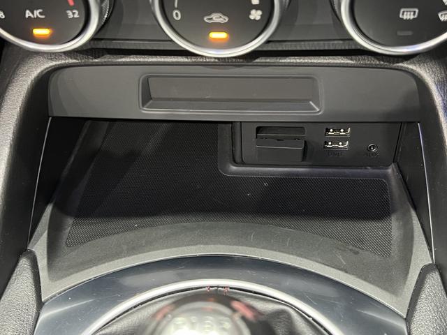 ロードスター Ｓスペシャルパッケージ　６速ＭＴ／社外エアロ／村上モータースダウンサス／ＨＫＳマフラー／トランクスポイラー／純正ナビ／Ｂｌｕｅｔｏｏｔｈ／地デジ／スマートキー／ＥＴＣ／ＬＥＤオートライト／純正ＡＷ（35枚目）