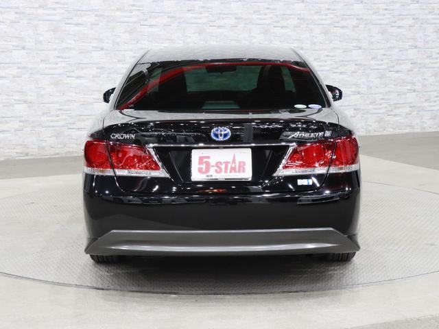 クラウンハイブリッド アスリートＳ　電動シート／シートヒーター／クルーズコントロール／ＥＴＣ／横滑り防止装置／ステアリングヒーター／純正ナビ／地デジ／Ｂｌｕｅｔｏｏｔｈ／バックカメラ／ＨＩＤオートライト／純正ＡＷ（10枚目）