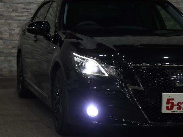 クラウンハイブリッド アスリートＳ　ブラックスタイル　１オーナー／ブラックスパッタリングＡＷ／トヨタプレミアムサウンド／レーダークルコン／クリアランスソナー／ステアリングヒーター／純正ナビ／バックカメラ／地デジ／ＨＩＤオートライト（11枚目）