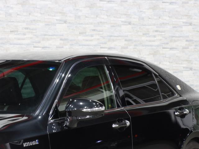 クラウンハイブリッド アスリートＳ　ブラックスタイル　１オーナー／ブラックスパッタリングＡＷ／トヨタプレミアムサウンド／レーダークルコン／クリアランスソナー／ステアリングヒーター／純正ナビ／バックカメラ／地デジ／ＨＩＤオートライト（13枚目）