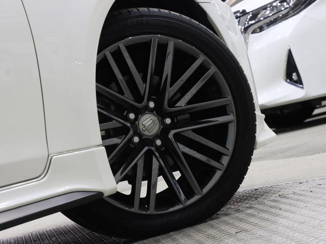 クラウンハイブリッド アスリートＧ　サンルーフ／社外フルエアロ／スパッタリング１８ＡＷ／黒本革電動メモリーシート／シートベンチレーション／クルーズコントロール／クリアランスソナー／オートマチックハイビーム／ステアリングヒーター／純正ナビ（9枚目）