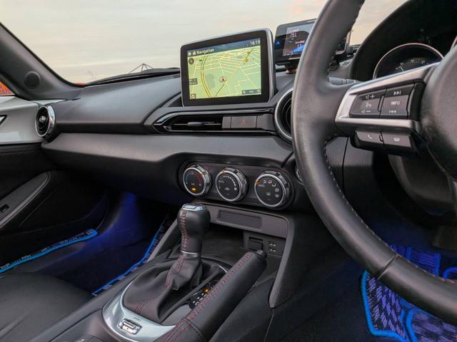 ロードスター Ｓスペシャルパッケージ　レーンアシスト／ＢＳＭ／ＲＣＴＡ／横滑り防止装置／パドルシフト／純正ナビ／Ｂｌｕｅｔｏｏｔｈ／バックカメラ／ＬＥＤオートライト／純正ＡＷ（41枚目）