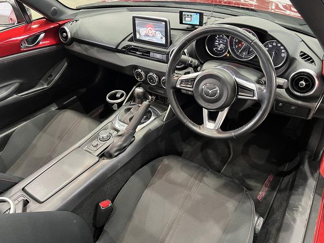 ロードスター Ｓスペシャルパッケージ　スマートキー／パドルシフト／横滑り防止装置／ＥＴＣ／純正ナビ／地デジ／Ｂｌｕｅｔｏｏｔｈ／バックカメラ／ＬＥＤオートライト／純正ＡＷ（23枚目）