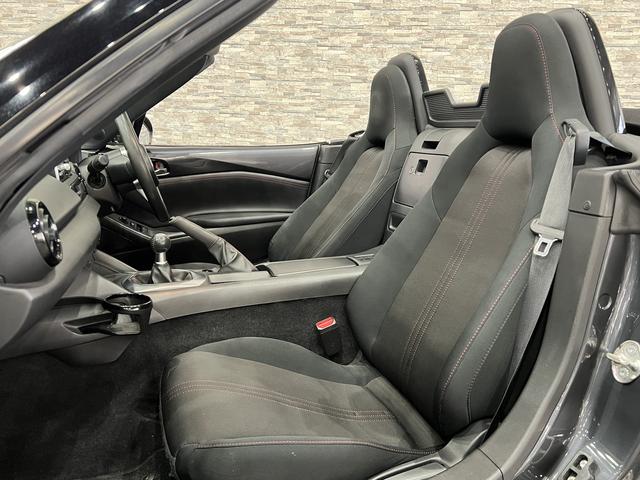 ロードスター S 6速MT/スマートキー/ETC/ヒルローンチアシスト/横滑り防止装置/革巻きステアリング/純正オーディオ/LEDヘッドライト/純正AW(32枚目)