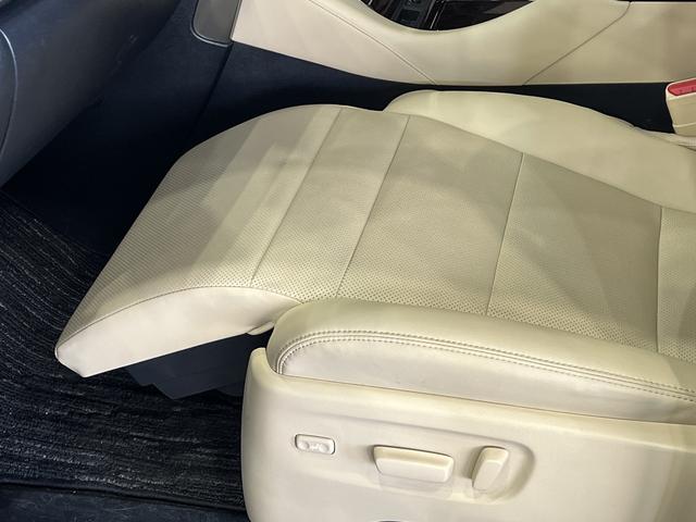 アルファードハイブリッド Ｇ　後期／４ＷＤ／合皮電動メモリーシート／シートベンチレーション／３眼ＬＥＤ／トヨタセーフティセンス／レーダークルコン／クリアランスソナー／アダプティブハイビーム／純正ディスプレイオーディオ／バックカメラ（9枚目）