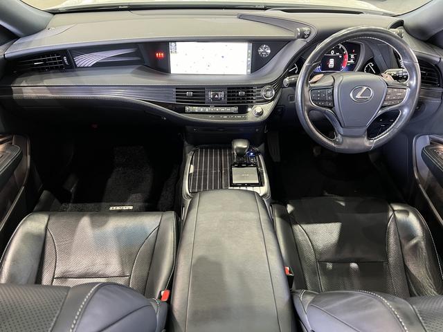 ＬＳ ＬＳ５００　Ｉパッケージ　サンルーフ／黒本革電動メモリーシート／シートベンチレーション／３眼ＬＥＤ／ＨＵＤ／レクサスセーフティシステム＋Ａ／レーダークルコン／アダプティブハイビーム／パノラミックビューモニター／純正ナビ（23枚目）