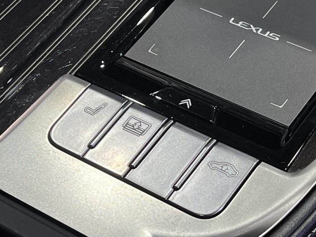 ＬＳ ＬＳ５００　Ｉパッケージ　サンルーフ／黒本革電動メモリーシート／シートベンチレーション／３眼ＬＥＤ／ＨＵＤ／レクサスセーフティシステム＋Ａ／レーダークルコン／アダプティブハイビーム／パノラミックビューモニター／純正ナビ（35枚目）