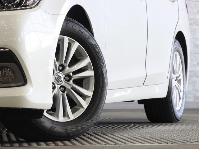 クラウンハイブリッド ロイヤルサルーン　電動シート／シートヒーター／レーダークルコン／クリアランスソナー／ＥＴＣ／ステアリングヒーター／純正ナビ／Ｂｌｕｅｔｏｏｔｈ／バックカメラ／地デジ／ＨＩＤオートライト／純正ＡＷ（17枚目）