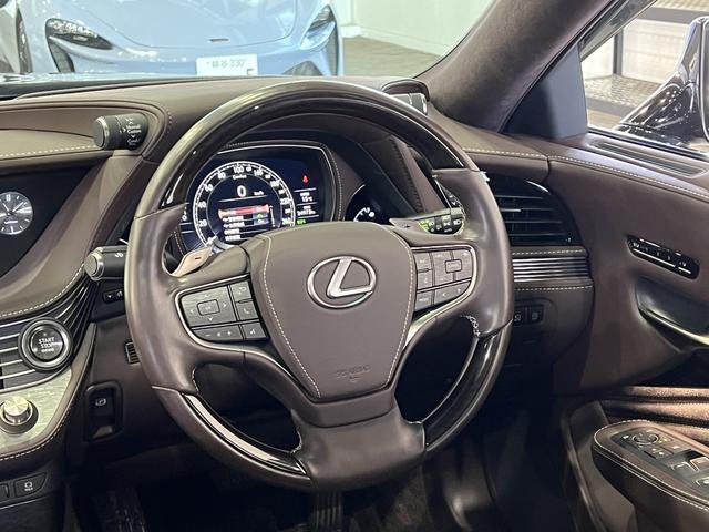 ＬＳ ＬＳ５００　バージョンＬ　１オーナー／サンルーフ／マークレビンソンサウンド／純正ＯＰスパッタリングＡＷ／セミアニリン本革シート／前後席シートベンチレーション／３眼ＬＥＤ／ＬＳＳ＋Ａ／デジタルインナーミラー／パノラミックビュー（23枚目）