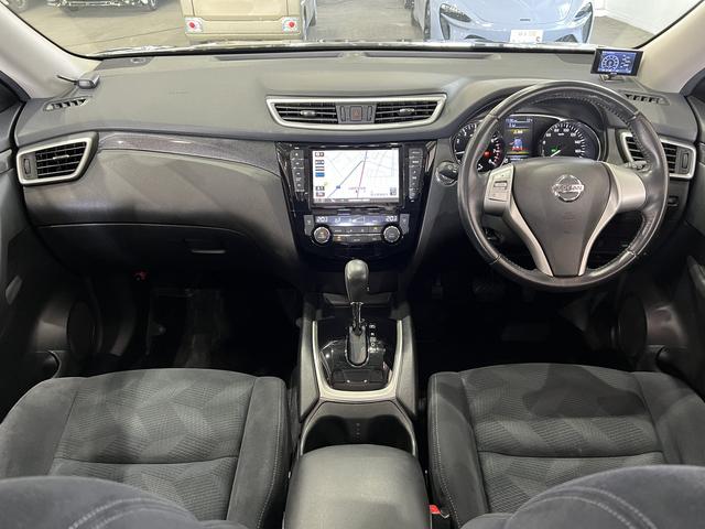 エクストレイル ２０Ｘ　エマージェンシーブレーキパッケージ　４ＷＤ／フリップダウンモニター／シートヒーター／エマージェンシーブレーキ／レーンアシスト／クリアランスソナー／スマートキー／ＥＴＣ／純正ナビ／バックカメラ／地デジ／ＬＥＤオートライト／純正ＡＷ（20枚目）