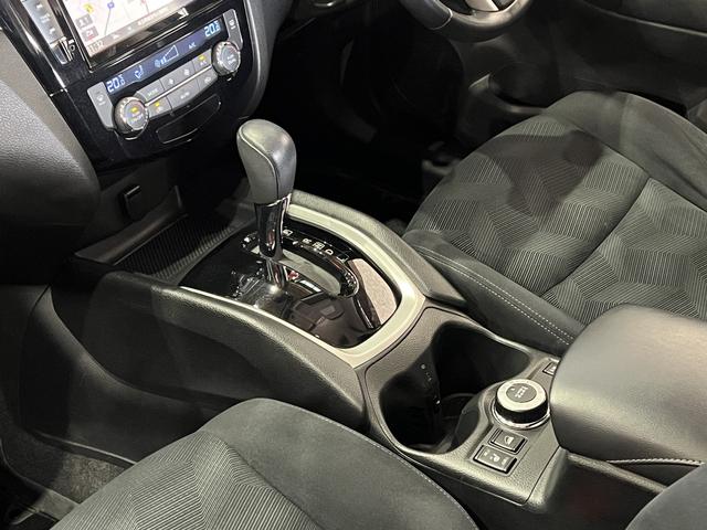 エクストレイル ２０Ｘ　エマージェンシーブレーキパッケージ　４ＷＤ／フリップダウンモニター／シートヒーター／エマージェンシーブレーキ／レーンアシスト／クリアランスソナー／スマートキー／ＥＴＣ／純正ナビ／バックカメラ／地デジ／ＬＥＤオートライト／純正ＡＷ（37枚目）