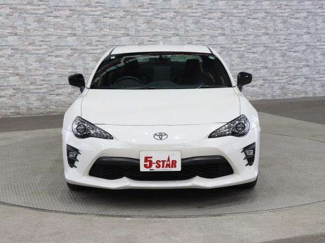 ８６ ＧＴリミテッド　ブラックパッケージ　後期／６速ＭＴ／前後ブレンボキャリパー／タン×黒ハーフ革／シートヒーター／純正ナビ／Ｂｌｕｅｔｏｏｔｈ／バックカメラ／ＴＲＡＣＫスイッチ／クルーズコントロール／スマートキー／ＥＴＣ／ＬＥＤオートライト（11枚目）