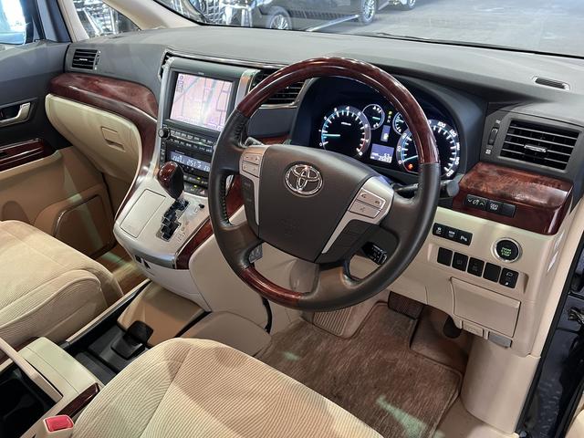 アルファード ３５０Ｇ　１オーナー／４ＷＤ／トヨタプレミアムサウンド／フリップダウンモニター／電動シート／両側電動スライドドア／クルーズコントロール／クリアランスソナー／１００Ｖ電源／純正ナビ／バックカメラ／純正ＡＷ（30枚目）