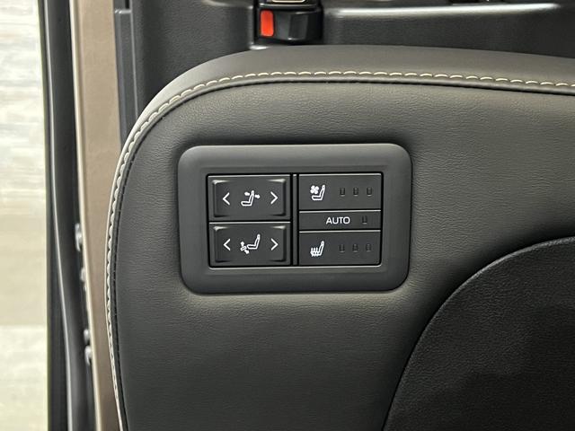 アルファードハイブリッド Ｚ　４ＷＤ／合皮電動メモリーシート／シートベンチレーション／３眼ＬＥＤ／トヨタセーフティセンス／デジタルインナーミラー／レーダークルコン／ワイヤレス充電／パノラミックビューモニター／純正ＡＷ（38枚目）