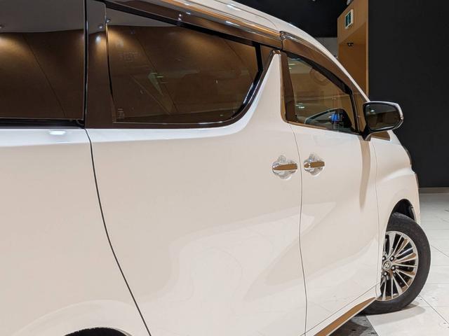 ヴェルファイア 3.5エグゼクティブラウンジZ 後期/ダブルサンルーフ/JBLサウンド/ナッパレザーシート/シートベンチレーション/トヨタセーフティセンス/3眼LED/クリアランスソナー/BSM/パノラミックビューモニター/純正ナビ/純正AW(18枚目)