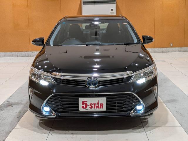 カムリ ハイブリッド　Ｇパッケージ・プレミアムブラック　半革シート／レーダークルコン／クリアランスソナー／レーンアシスト／ＢＳＭ／純正ナビ／バックカメラ／地デジ／ＬＥＤオート／純正ＡＷ／Ｄ記録簿有（7枚目）