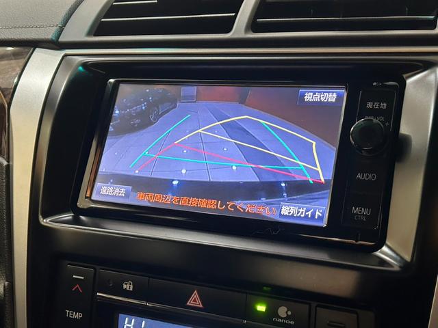 カムリ ハイブリッド　Ｇパッケージ・プレミアムブラック　半革シート／レーダークルコン／クリアランスソナー／レーンアシスト／ＢＳＭ／純正ナビ／バックカメラ／地デジ／ＬＥＤオート／純正ＡＷ／Ｄ記録簿有（9枚目）