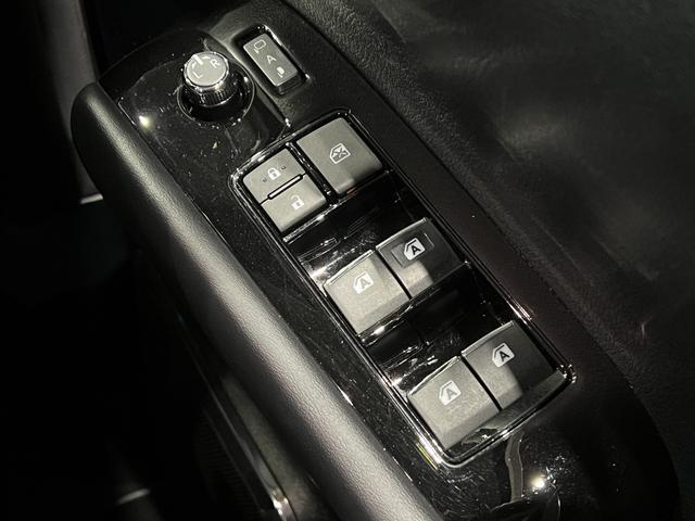 ヴェルファイア 2.5Z Gエディション 後期/4WD/アドミレイションエアロ/革電動メモリーシート/エアシート/トヨタセーフティセンス/レーダークルコン/クリアランスソナー/レーンアシスト/ステアリングヒーター/ナビ/バックカメラ/純正AW(28枚目)