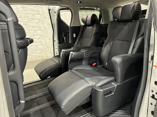 ヴェルファイア 2.5Z Gエディション 後期/4WD/アドミレイションエアロ/革電動メモリーシート/エアシート/トヨタセーフティセンス/レーダークルコン/クリアランスソナー/レーンアシスト/ステアリングヒーター/ナビ/バックカメラ/純正AW(42枚目)