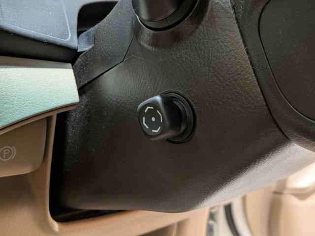 クラウン ロイヤルサルーン　モデリスタエアロ／ＴＥＩＮ車高調／電動シート／クルーズコントロール／ＥＴＣ／純正ナビ／地デジ／バックカメラ／ＨＩＤオートライト（32枚目）