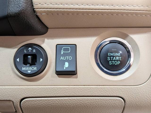 クラウン ロイヤルサルーン　モデリスタエアロ／ＴＥＩＮ車高調／電動シート／クルーズコントロール／ＥＴＣ／純正ナビ／地デジ／バックカメラ／ＨＩＤオートライト（33枚目）