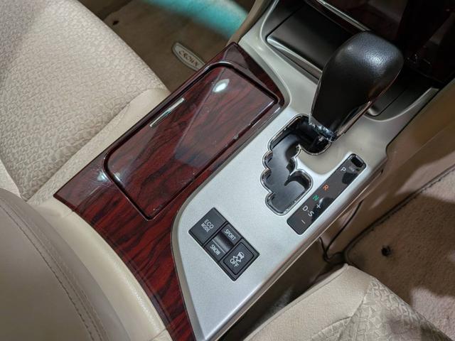 クラウン ロイヤルサルーン　モデリスタエアロ／ＴＥＩＮ車高調／電動シート／クルーズコントロール／ＥＴＣ／純正ナビ／地デジ／バックカメラ／ＨＩＤオートライト（44枚目）